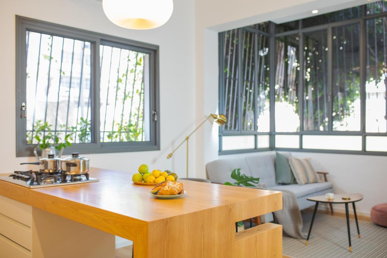 Modern Apt By The Tel Aviv
